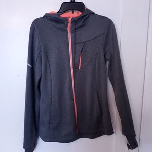 Ruaning jacket in good condition